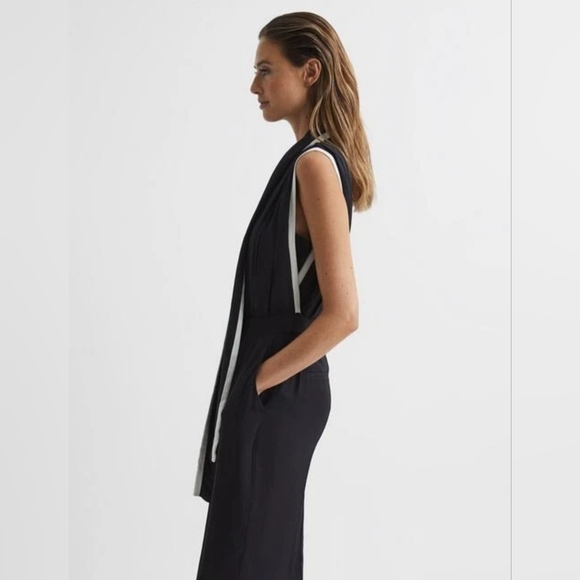 Reiss NWT Women's Celina Black Jumpsuit Size 8 Petite - Picture 3 of 14